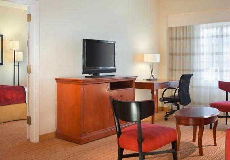 Hotel Courtyard By Marriott Newark Elizabeth Exterior foto